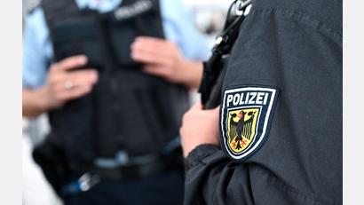 Bild: Sven Hoppe/dpa
Ein 34-Jähriger ist am Münchner Hauptbahnhof zunächst ins Gleis gestürzt und hat später Widerstand gegen Bundespolizisten geleistet. (Symbolbild)