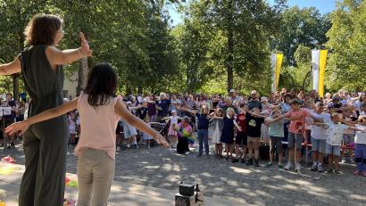 Bild: Marianne Moosburger
Alle machten mit beim Kindergottesdienst am Mittwochvormittag.