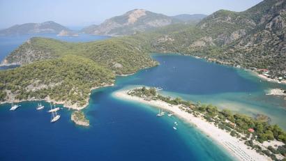 Bild: He Canling/XinHua/dpa
Fethiye ist ein beliebter Ausflugsort für Touristen. (Archivbild)