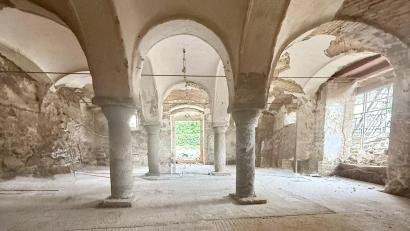 Bild: Svenja Jander
Das charakteristische böhmisch-barocke Kappengewölbe des Stalls. Dieser prächtige historische Raum ist das Herzstück des Kulturstadls und soll künftig für verschiedene Veranstaltungen genutzt werden.
