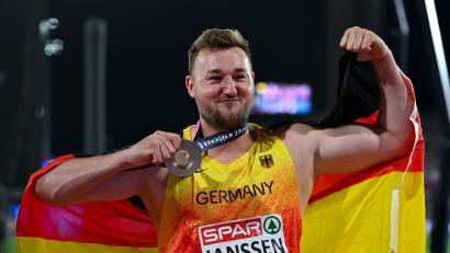 Bild: Sven Hoppe/dpa
Henrik Janssen gewann als erster deutscher Diskuswerfer seit zwölf Jahren eine EM-Medaille.
