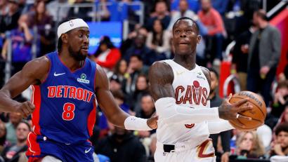 Bild: Duane Burleson/AP/dpa
Dennis Schröder hat mal wieder einen neuen Club in der NBA. (Archivbild)