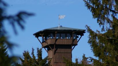 Archivbild: Hermann Markgraf
Der Böhmerwaldturm ist der höchste Aussichtsturm im Landkreis Schwandorf. Er bietet einen Ausblick über den Oberpfälzer Wald, den Böhmerwald und den Bayerischen Wald.