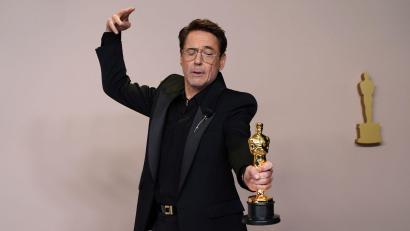 Bild: Jordan Strauss/Invision via AP/dpa
Der Schauspieler Robert Downey Jr. ist auch beim neuen „Avengers“-Film wieder dabei, aus dem nun einige weitere Szenen veröffentlicht wurden. (Archivbild)
