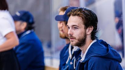 Bild: Werner Moller
War beim öffentlichen Training der Blue Devils Weiden am Samstag noch nur Zuschauer: Neuzugang Brayden Tracey.