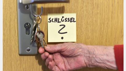 Bild: Jens Kalaene/dpa-Zentralbild/dpa
Der Anteil der Demenzerkrankten geht zurück - die absolute Zahl nimmt zu. (Symbolbild)