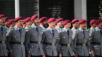Bild: Sebastian Gollnow/dpa
Die personelle Stärke der Truppe liegt zur Jahresmitte im Zielkorridor für das Jahr 2026. (Archivbild)