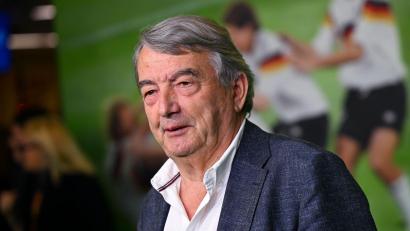 Bild: Sven Hoppe/dpa
Ex-DFB-Boss Wolfgang Niersbach äußert sich zur Krise beim Fußball-Weltverband FIFA. (Archivbild)