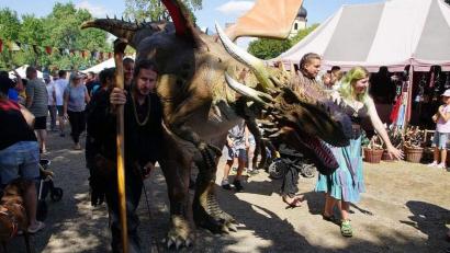 Archivbild: allforyouevents
Ende August findet wieder Mittelalter-Fantasy-Markt in Pressath statt.