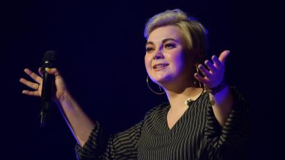 Bild: Michael Bahlo/dpa
Sängerin Ela wollte eigentlich im September auf Tour gehen. (Archivbild)
