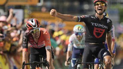 Bild: Thibault Camus/AP/dpa
Der französische Ex-Weltmeister Julian Alaphilippe beendet laut Medienberichten seine Karriere. (Archivbild)