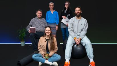 Bild: Sebastian Scherm/kompane
Das "Gsundheitsclub"-Team mit Christian Wolf (vorne, rechts), Sandra Löw (vorne, links) sowie Josef Schreiber, Ulrike Rauch und Kerstin Hammer (hinten, von links).