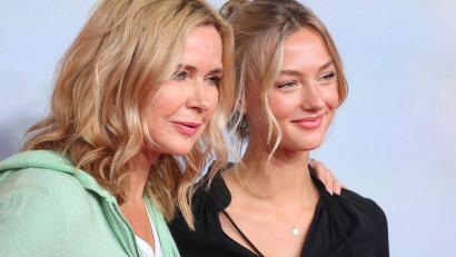 Bild: Karl-Josef Hildenbrand/dpa
Wie ihre prominente Mutter arbeitet Lilly Krug als Schauspielerin. (Archivbild)