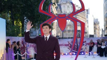 Bild: Alberto Pezzali/Invision/AP/dpa
In Russland muss Spider-Man warten, bis der dicke fette Pfannekuchen über die Leinwände gerollt ist. (Archivbild)