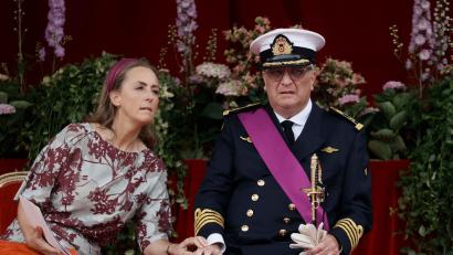 Bild: Bruno Fahy/BELGA/dpa
Prinzessin Claire und Prinz Laurent von Belgien sind seit 2003 verheiratet und haben drei Kinder. Mittlerweile hat Laurent auch einen unehelichen Sohn anerkannt. (Archivbild aus 2022)