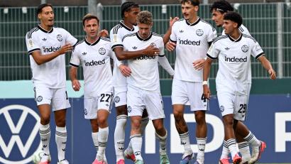 Bild: Federico Gambarini/dpa
Mit einem 10:0 feierte Eintracht Frankfurt zur Pause den höchsten Halbzeitstand in der Geschichte des DFB-Pokals.