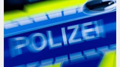 Symbolbild: Rolf Vennenbernd/dpa
Die Polizei in Marktredwitz ermittelt nach einer Unfallflucht.