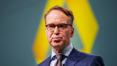 Bild: Andreas Arnold/dpa
Jens Weidmann, Aufsichtsratsvorsitzender der Commerzbank, wendet sich an den Bund. (Archivfoto)
