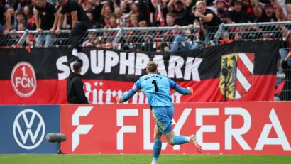 Bild: Fabian Strauch/dpa
Jan Reichert ist der Matchwinner für den 1. FC Nürnberg.