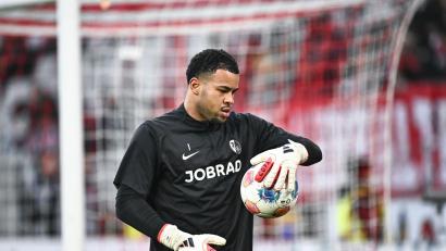 Bild: Silas Stein/dpa
Will den SC Freiburg verlassen: Noah Atubolu. (Archivbild)