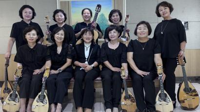 Bild: Florin Alexandru
Das Benissimo Mandolin Ensemble aus Südkorea tritt in Grafenwöhr auf.