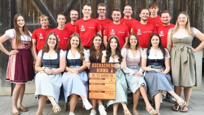 Bild: Alfred Schorner
Die KIwapaare wünschen ihren Besuchern am kommenden Wochenende ein paar unbeschwerte Tage in Aschach.