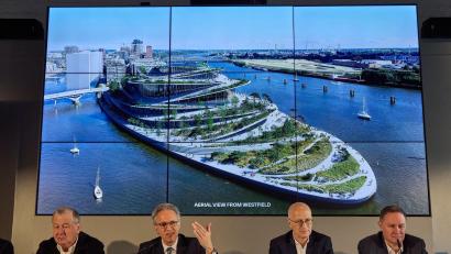 Bild: Georg Wendt/dpa
Die neue Hamburger Oper soll trotz des Kühne-Todes gebaut werden. (Archivbild)