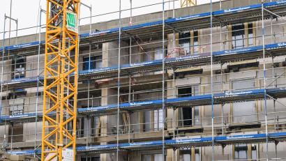 Bild: Patrick Pleul/dpa
Der Wohnungsbau erlebte seit 2023 einen Einbruch. (Archivbild)