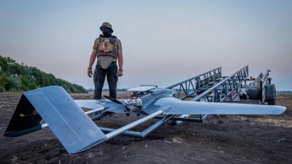 Bild: Dan Bashakov/AP/dpa
Ein ukrainischer Drohnenangriff soll mehrere Zivilisten im russisch besetzten Teil des Gebietes Luhansk getötet haben. (Archivbild)