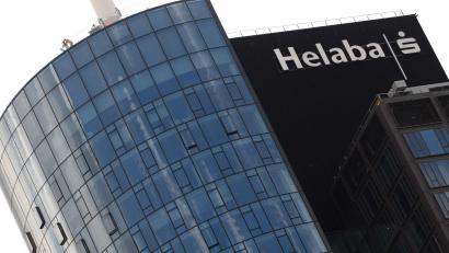 Bild: Arne Dedert/dpa
Probleme im Geschäft mit Gewerbeimmobilien haben der Landesbank Hessen-Thüringen (Helaba) die Halbjahresbilanz verhagelt. (Archivbild)