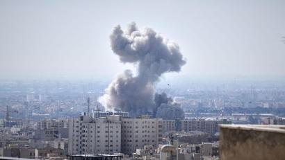 Bild: Vahid Salemi/AP/dpa
Die USA und Israel haben am 28. Februar 2026 mit den Angriffen auf den Iran begonnen. (Archivbild)