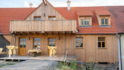 Bild: Franka Eichl
Die Uchamühle wird schon in wenigen Wochen ein Ziel für Urlauber sein. Eine der drei neuen Ferienwohnungen ist barrierefrei.