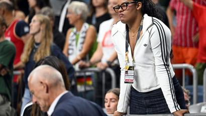Bild: Federico Gambarini/dpa
Die deutschen Basketballerinnen hoffen, dass Nyara Sabally rechtzeitig fit wird.