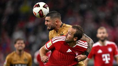 Bild: Sven Hoppe/dpa
Harry Kane (vorne) in Aktion gegen Stuttgart.