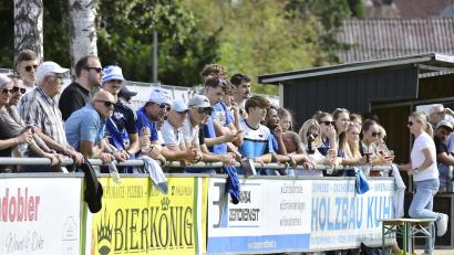 Bild: Hubert Ziegler
Das Derby gegen Ensdorf lockte zahlreiche Zuschauer nach Rieden.