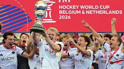 Bild: Dirk Waem/Belga/dpa
Die deutschen Hockey-Herren feierten in Wavre ihren vierten WM-Titel.