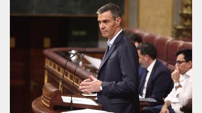 Bild: Eduardo Parra/EUROPA PRESS/dpa
Spaniens Regierungschef Pedro Sánchez hat Falschinformationen in sozialen Netzwerken für den Massenandrang auf die Nordafrika-Exklave Ceuta von Ende Juli mitverantwortlich gemacht. (Archivbild)
