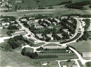 Bild: Heinz Hoffmannbeck
Das ist aber wieder eine seltsame Gegend, in der wir herumfliegen. Und wir haben die Stadtgrenze garantiert um 20 Meter überschritten. Wo sind wir also hier?