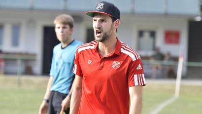 Bild: Hubert Ziegler
Trainer Thomas Kotzbauer und die DJK Ursensollen haben die SpVgg Schirmitz zum Kellerduell der Kreisliga Süd zu Gast.
