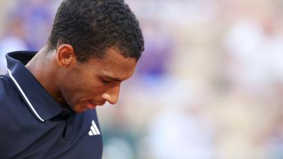 Bild: Frank Molter/dpa
Felix Auger-Aliassime ist enttäuscht. (Archivbild)