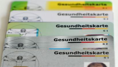 Bild: Jens Kalaene/dpa-Zentralbild/dpa
Krankenkassen verzeichnen ein Plus von Januar bis Juni. (Symbolbild)