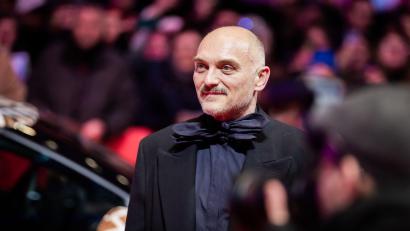 Bild: Christoph Soeder/dpa
Im Film „Rose“ von Markus Schleinzer geht es um eine Frau, die sich im 17. Jahrhundert als Mann ausgibt, um zu überleben. (Archivbild)