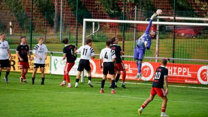 Bild: Jürgen Masching
Die SpVgg Trabitz sichert sich mit einem 3:1-Sieg über den SC Eschenbach wichtige Punkte in der Kreisliga Nord.