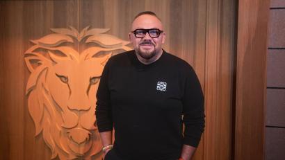 Bild: Tim Bruns/RTL/dpa
Der neue Löwe Andreas W. Herb.