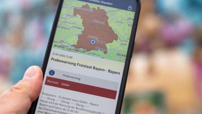 Bild: Peter Kneffel/dpa
Nicht erschrecken: In Bayern heulen erneut die Sirenen. Denn es ist bundesweiter Warntag. (Archivbild)