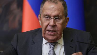 Bild: Sergei Ilnitsky/Pool EPA via AP/dpa
Russlands Außenminister Lawrow ist für harte Worte bekannt. (Archivbild)