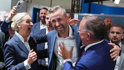 Bild: Michael Kappeler/dpa
Die AfD hat die Landtagswahl in Sachsen-Anhalt gewonnen.