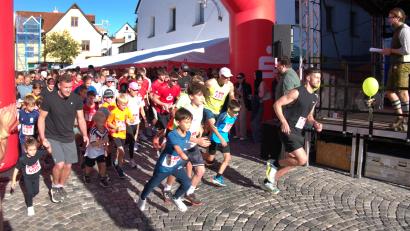 Bild: Valerie Preiß
Pünktlich um 9 Uhr startete der zweistündige Stadtlauf.