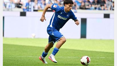 Bild: Uli Deck/dpa
Hat sich pro DFB entschieden: KSC-Jungstar Louey Ben Farhat. (Archivbild)