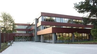 Bild: Klaus Schoefl
Das Stiftland-Gymnasium Tirschenreuth hat Informationen veröffentlicht, wie die ersten Schultage für die einzelnen Klassen ablaufen. Auf aufregendsten ist der Schulstart wohl für die Fünftklässler, die neu ans Gymnasium kommen.
